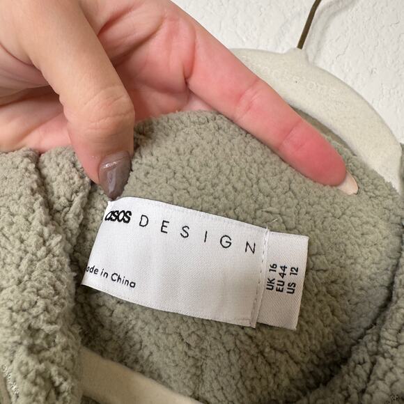 ASOS Olive Green Quilted Puffer Jacket - Picture 6 of 11